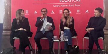Per il libro di Bocchino su Meloni mezzo governo, in platea anche Fini e Pascale