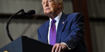 Iran, Trump pensa a ‘mini attacco’: il piano Usa per spingere Teheran all’accordo