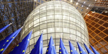 Ue, al via iniziativa per un social network pubblico europeo