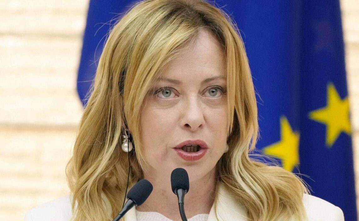 Iran, Meloni sente Erdogan e leader europei: “Italia farà la sua parte”. Allerta su energia e sicurezza