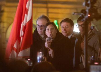 Referendum, leader dell’opposizione in festa: “Vittoria del No è un messaggio per Meloni”