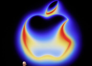 Tim Cook, ’50 anni di Apple e di innovazione’