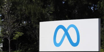 Guardian, ex dipendente Meta sotto inchiesta per sottrazione di 30.000 foto Facebook