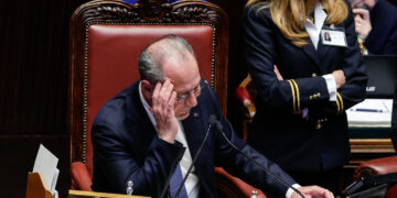 Il pentito parla anche di Mulè e Molteni, è scontro al Senato