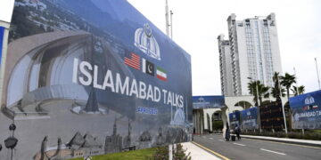 Media, ‘gravi divergenze’ ma i colloqui Usa-Iran proseguono oggi