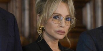 Marina Berlusconi: “Mia discesa in campo? Fantasie. Attacchi del Fatto da cavernicoli”