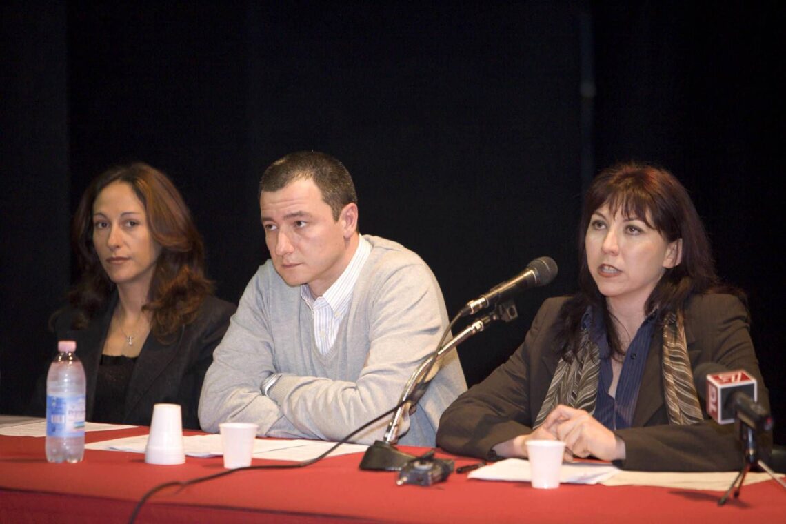 Bollette e fossili: Tamburrano (M5S) chiede “sovranità energetica subito per l’Italia”