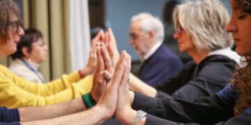 Parkinson, il nodo dell’assistenza con il 74% dei caregiver ‘senza sostegni’