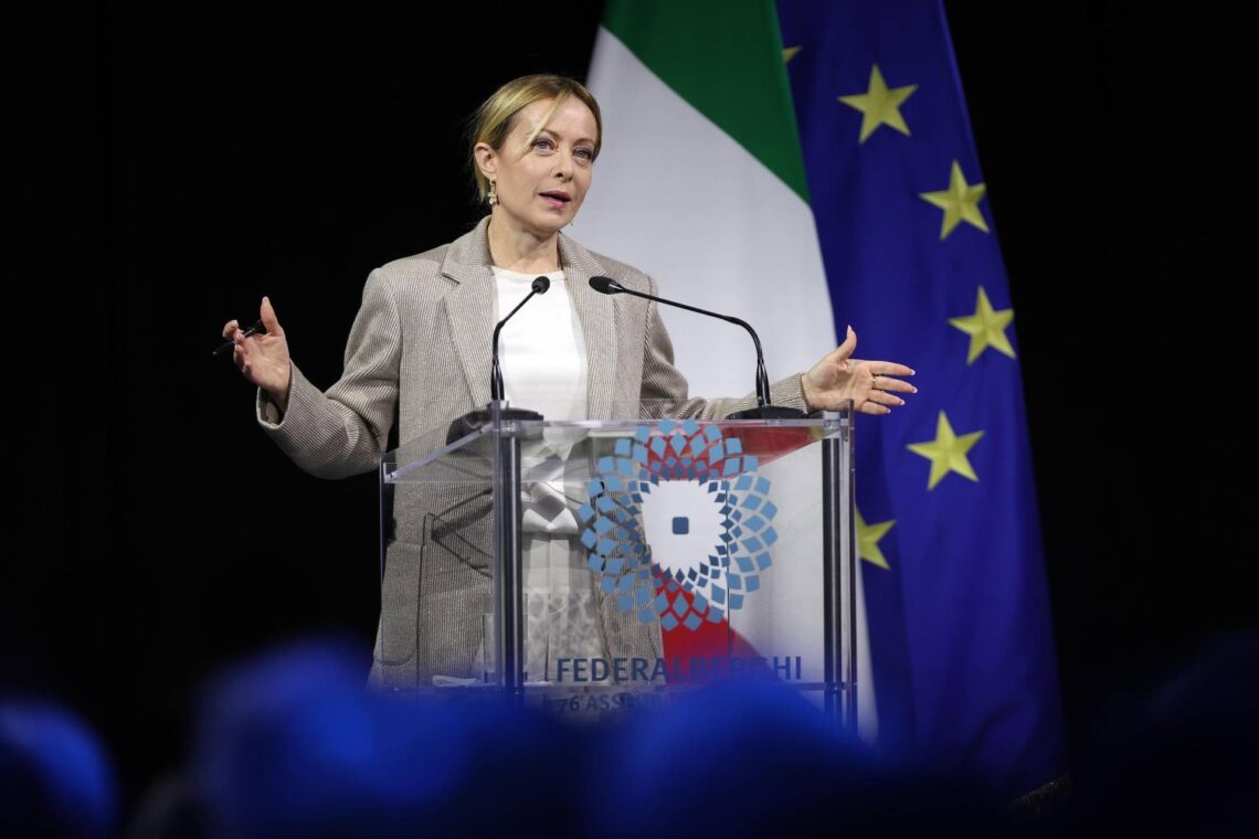 Iran, Meloni: “Quadro cambia continuamente, al lavoro su stabilizzazione e crisi energetica”