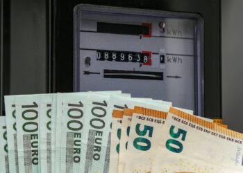 Bollette del gas in aumento, +19,2% a marzo per i vulnerabili: quanto dovranno pagare