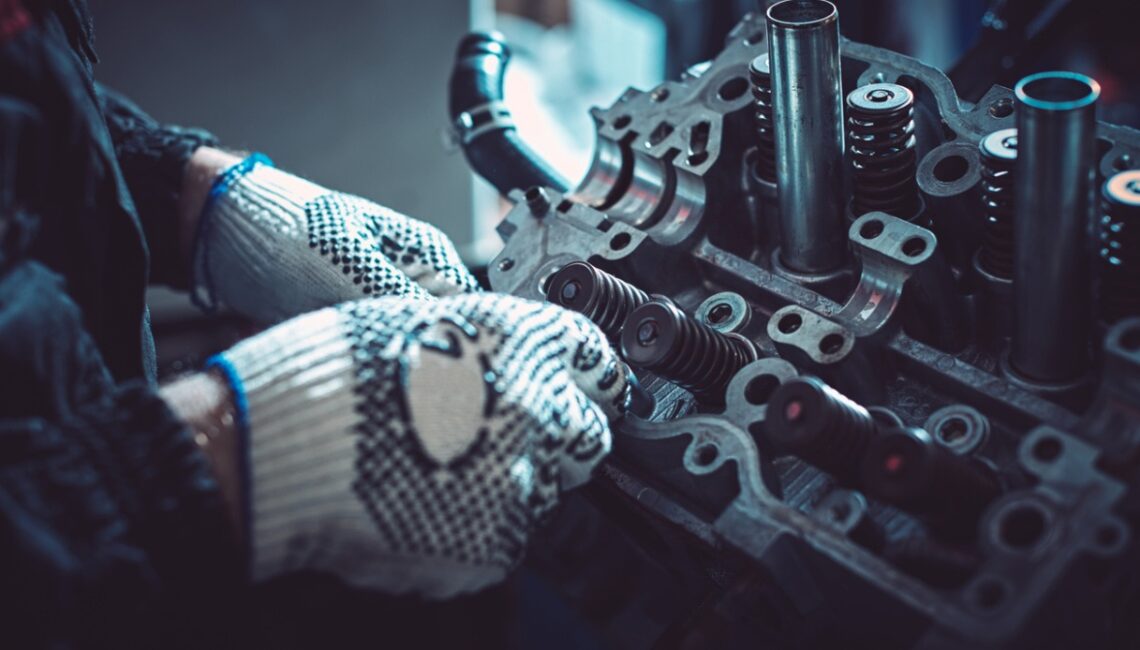 L’industria italiana cresce dell’1,3% grazie agli investimenti, i consumi restano bassi
