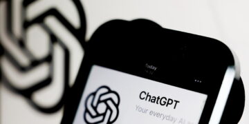 OpenAI lancia ‘ChatGPT for Teens’, versione chatbot per ragazzi di 13-17 anni