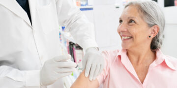 Influenza, a ottobre al via la campagna con 9 vaccini aggiornati