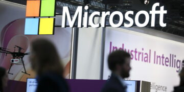 Microsoft lancia Maia 300, punta su un chip IA proprietario per sfidare Nvidia