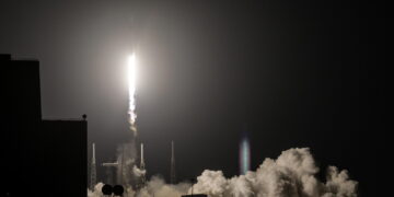 SpaceX prepara il debutto come operatore tlc con Starlink Mobile