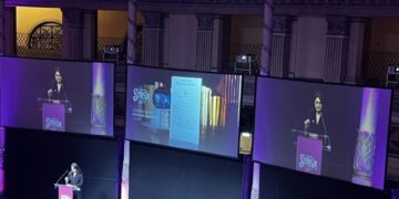 Carmen Gallo vince il Premio Strega Poesia 2026