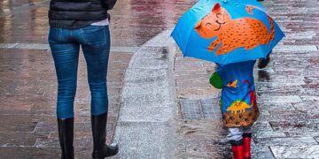 Maltempo, allerta meteo arancione oggi in Campania, Calabria, Puglia e Sicilia. L’elenco delle scuole chiuse